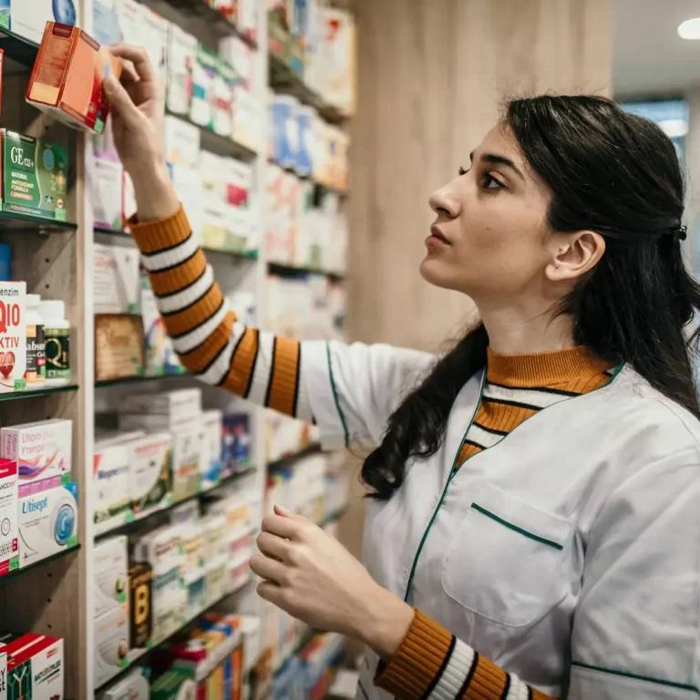 Farmácia Hospitalar: Gestão de Medicamentos e Insumos em Ambiente Hospitalar